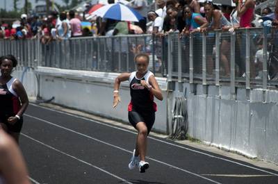 2010 Spring Track Meets Part 2 — By Melvin Parker — photo 472