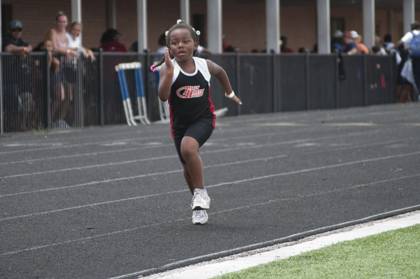 2010 Spring Track Meets Part 2 — By Melvin Parker — photo 485