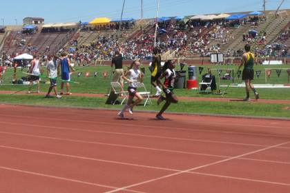 2010 USATF National Junior Olympic — Sacramento CA — photo 270
