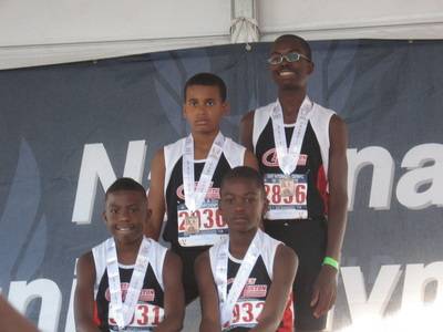 2010 USATF National Junior Olympic — Sacramento CA — photo 594