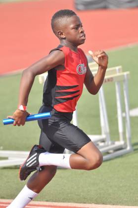 2012 Track Houston Track Meet — photo 235